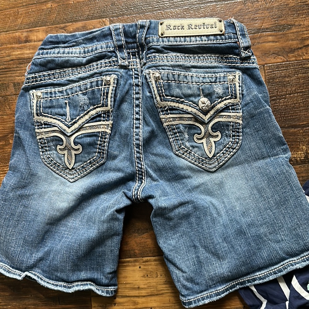 Short - Picture 2 of 2